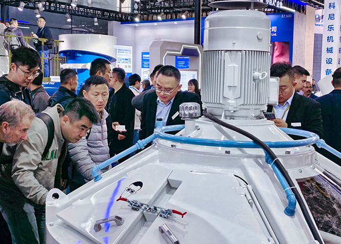 立軸行星式攪拌機 立軸行星式攪拌機